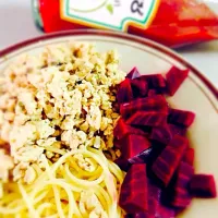 pasta  beetroot with chicken breasts 358 cal.|clean eating by sakさん