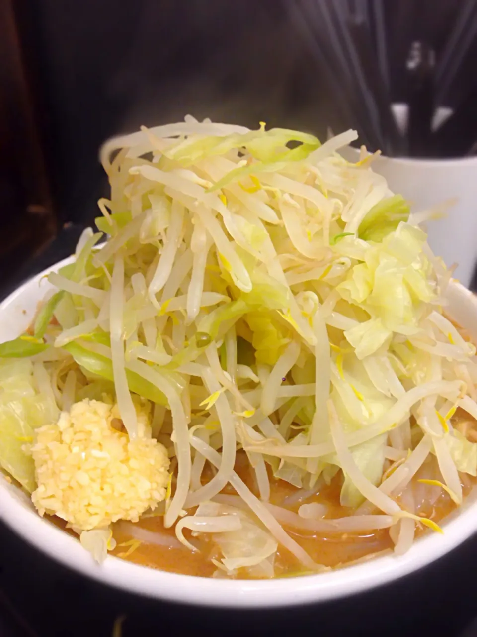 豚ラーメン 味噌 ニンニクヤサイ|たかやまさん