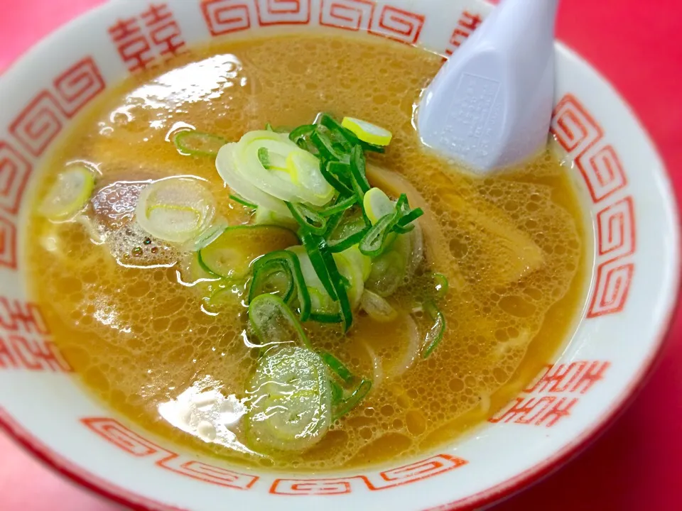 Snapdishの料理写真:〆は旭川ラーメン🍜@梅光軒|cocoaさん