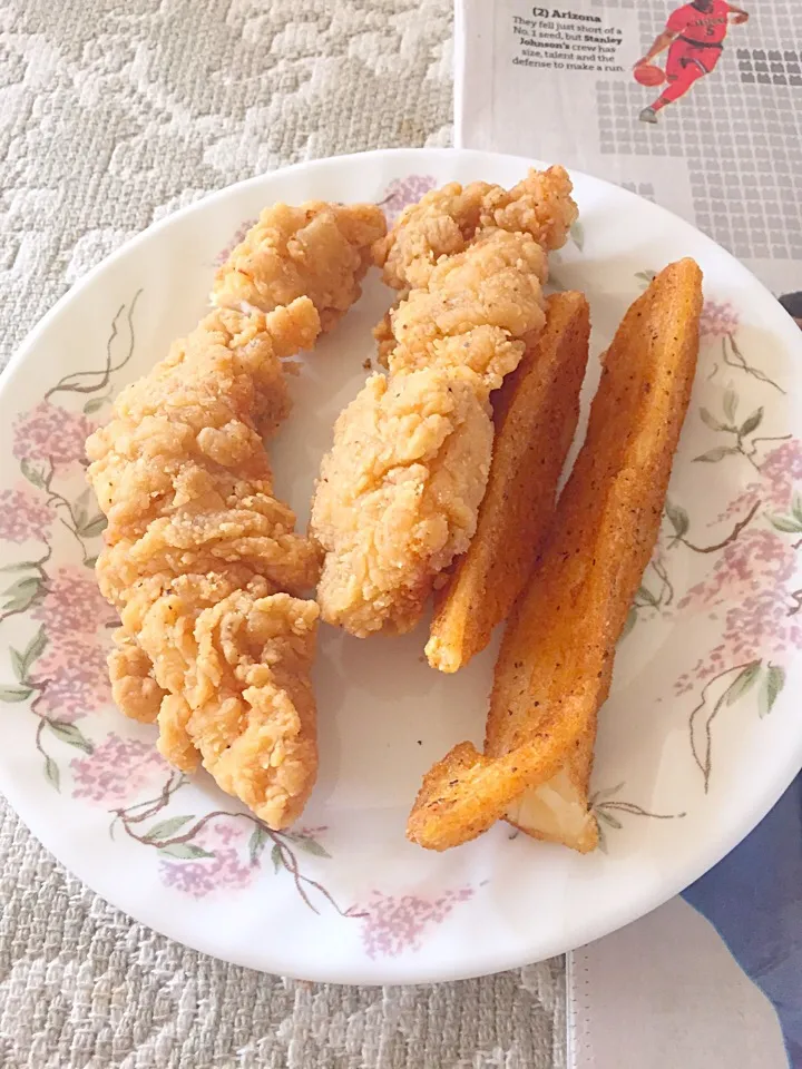 Chicken strips 3/17|Didi Duangさん