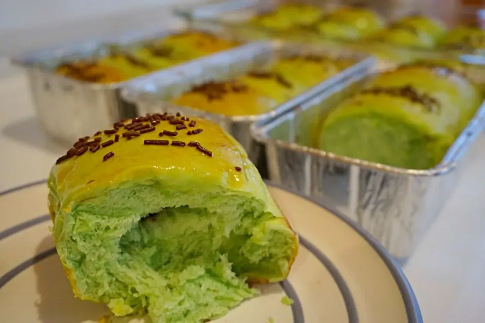 Moist Pandan Chocolate bread|Venny Askinaziさん