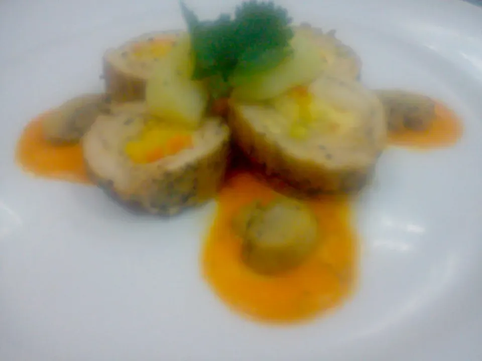 Chicken Cordon bleu with Bell pepper Garlic cheese sauce|Chef AJさん