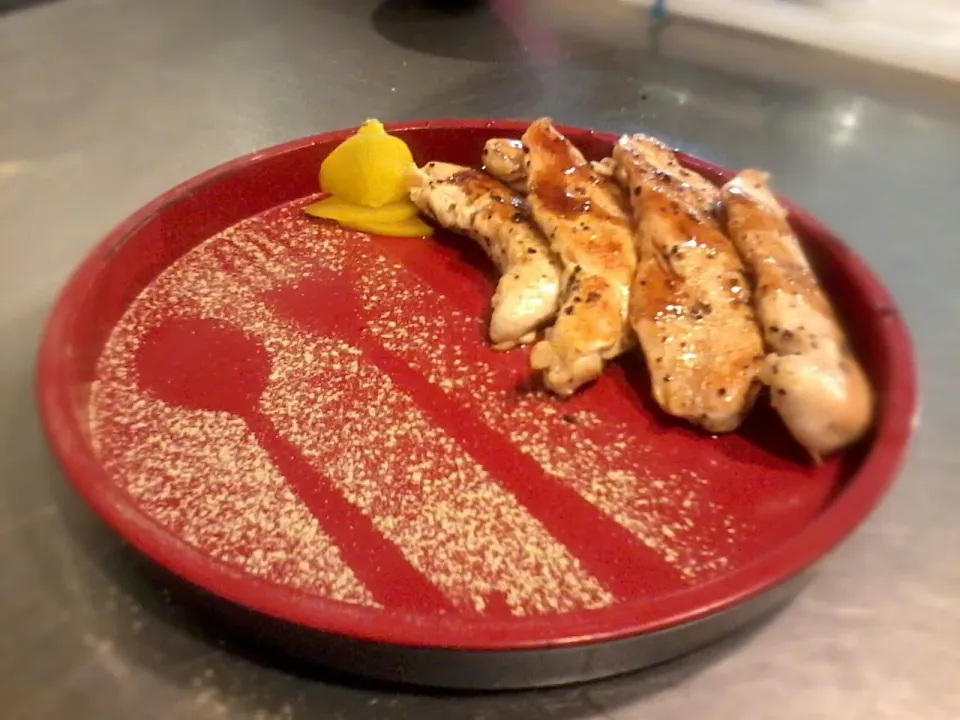 Grill Chicken with thick soy sauce and ginger
sprinkle with special mix dry seasoning.|Chef AJさん