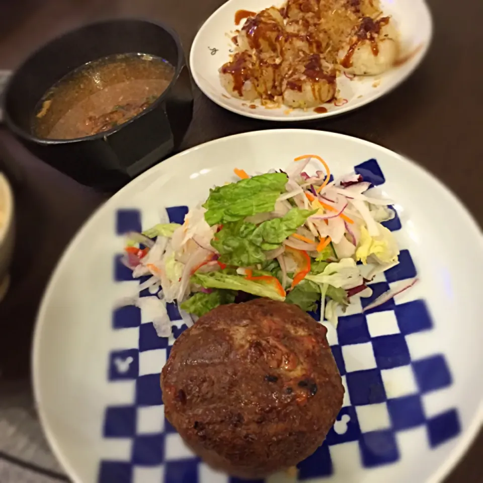 魚焼きグリルで作る牛100%ハンバーグ！と玉ねぎだけしゅうまい✨ハンバーグ焼き過ぎたww|NanaMOさん