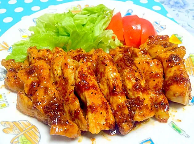 Snapdishの料理写真:鳥肉オリーブオイル揚げ - Chicken fried in ovive oil, black pepper & lemon seasoning & soysauce ❤️😋✨|Liezlさん