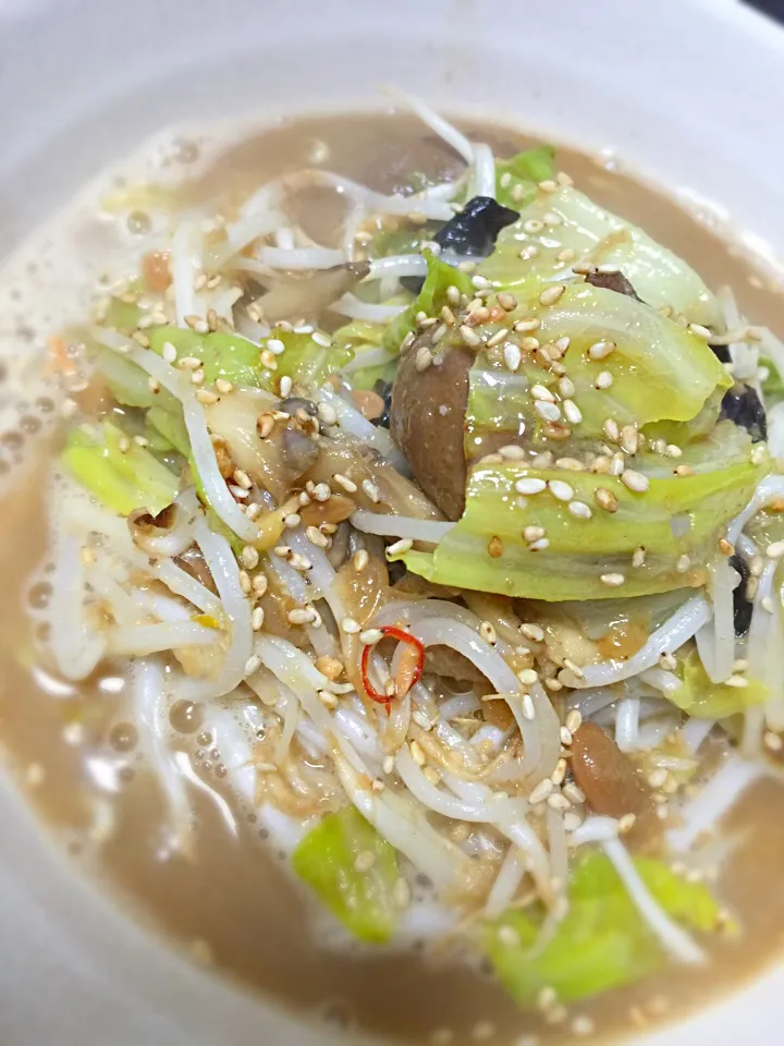 つけ麺の残りのスープで味噌ラーメン。|torikawaさん