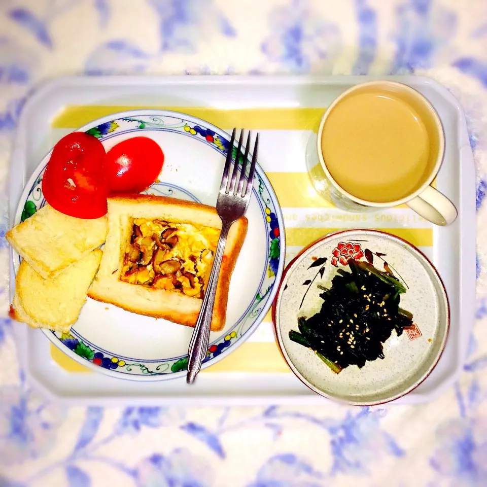 Breakfast in bed|H3L1DAさん