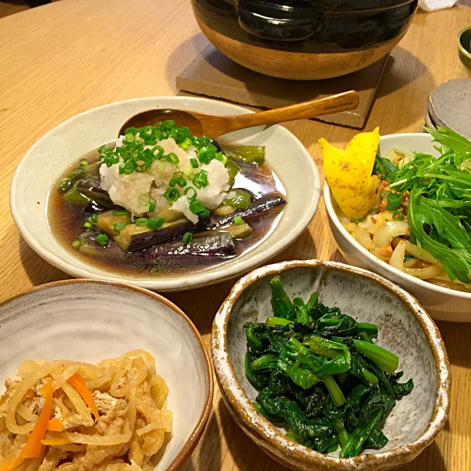 茄子とピーマンの揚げ浸し、切り干し大根、ほうれん草の胡麻和え、ピリ辛ミンチソバ←（旦那作）|popoさん