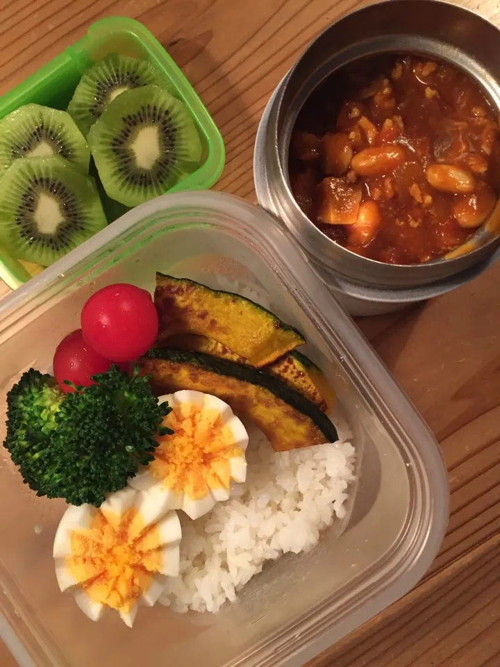 鶏挽肉と大豆のトマトカレー|かわまきまきさん