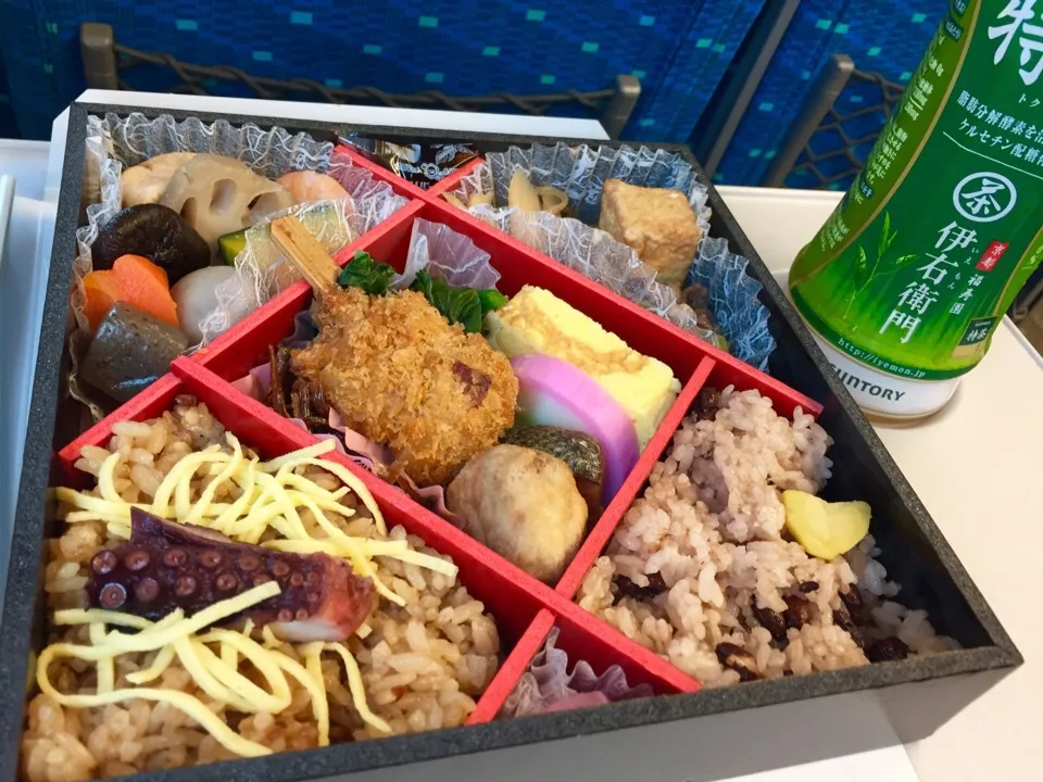 お昼🍱  旅のにぎわい御膳|Kojiさん