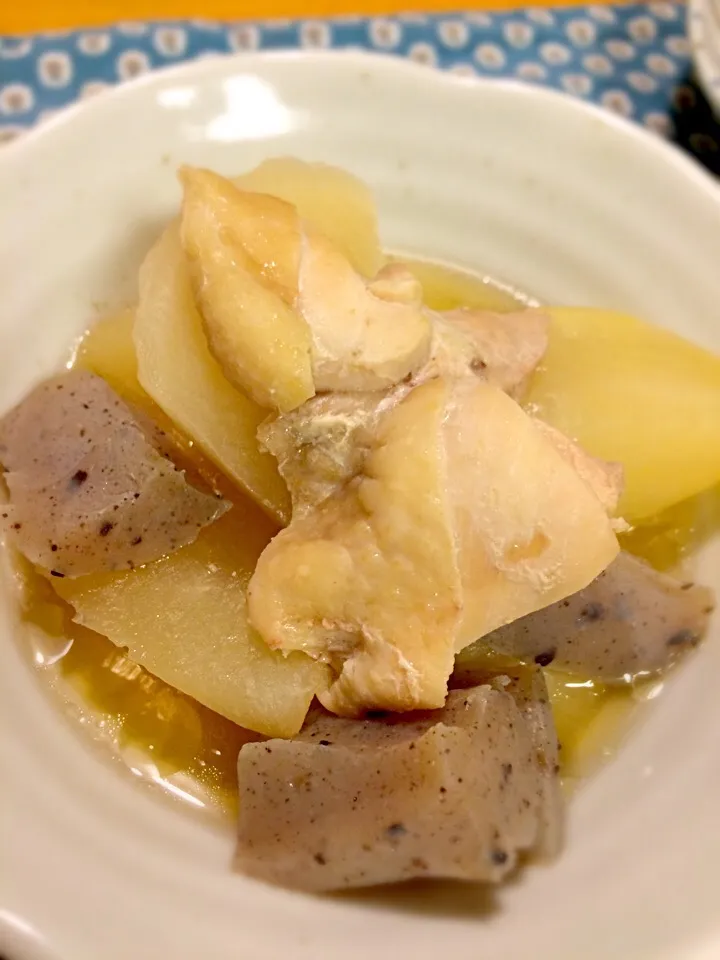 大根と鶏モモ肉の煮物|トモさん