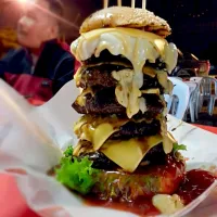 Grill Burger tower @mohdshah376