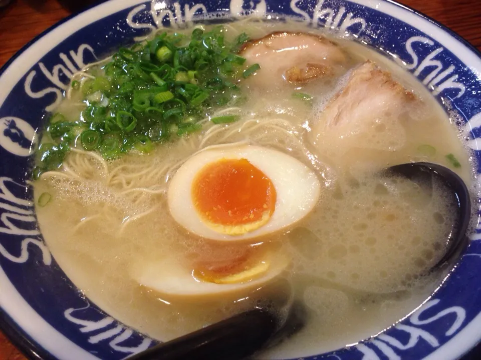 Snapdishの料理写真:煮卵入りラーメン|KOMAさん