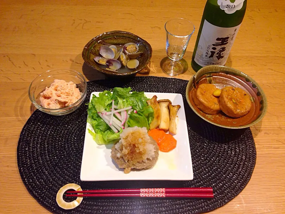 和風ハンバーグ、焼き野菜、がんも煮、タラモサラダ、あさりの酒蒸し|Mikiさん