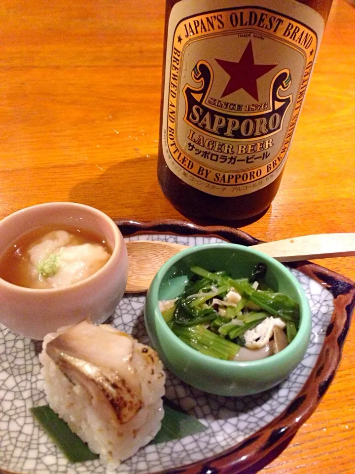 Snapdishの料理写真:突き出し。やっぱりビールは赤星‼︎|しらこさん