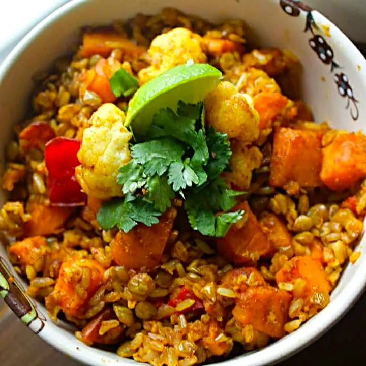 Indian Spiced Lentils, Sweet potatoes and Brown rice bowl.|lisaさん