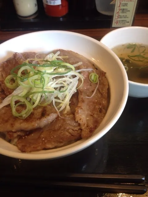 おぼ丼 肉多め 塩おぼだれ|sat miyataさん