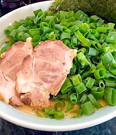 醤油とんこつラーメン ネギをトッピング|zeroweb_bossさん