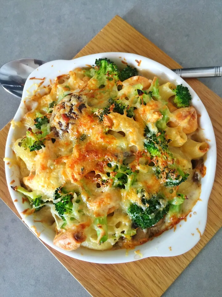 Mushroom mac and cheese with sausage and brococili|12Dragonさん