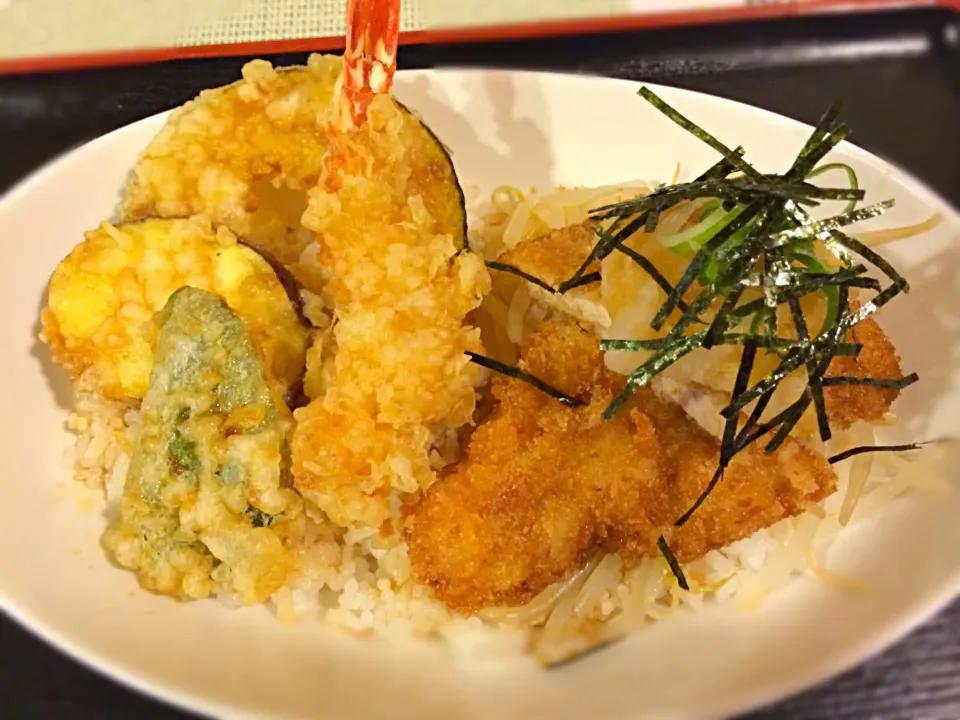 Snapdishの料理写真:天丼&醤油カツ丼《フル&フル》サイズ|oshozuさん