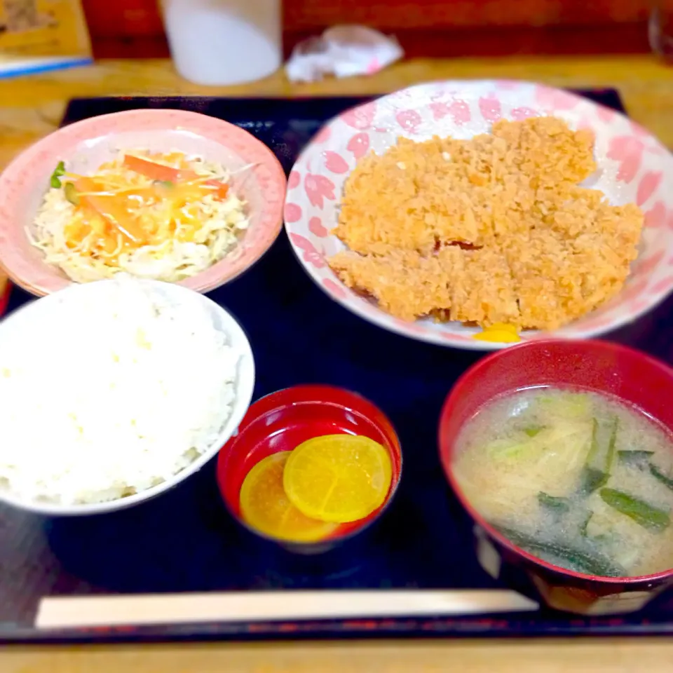 かつ定食|めーたんさん