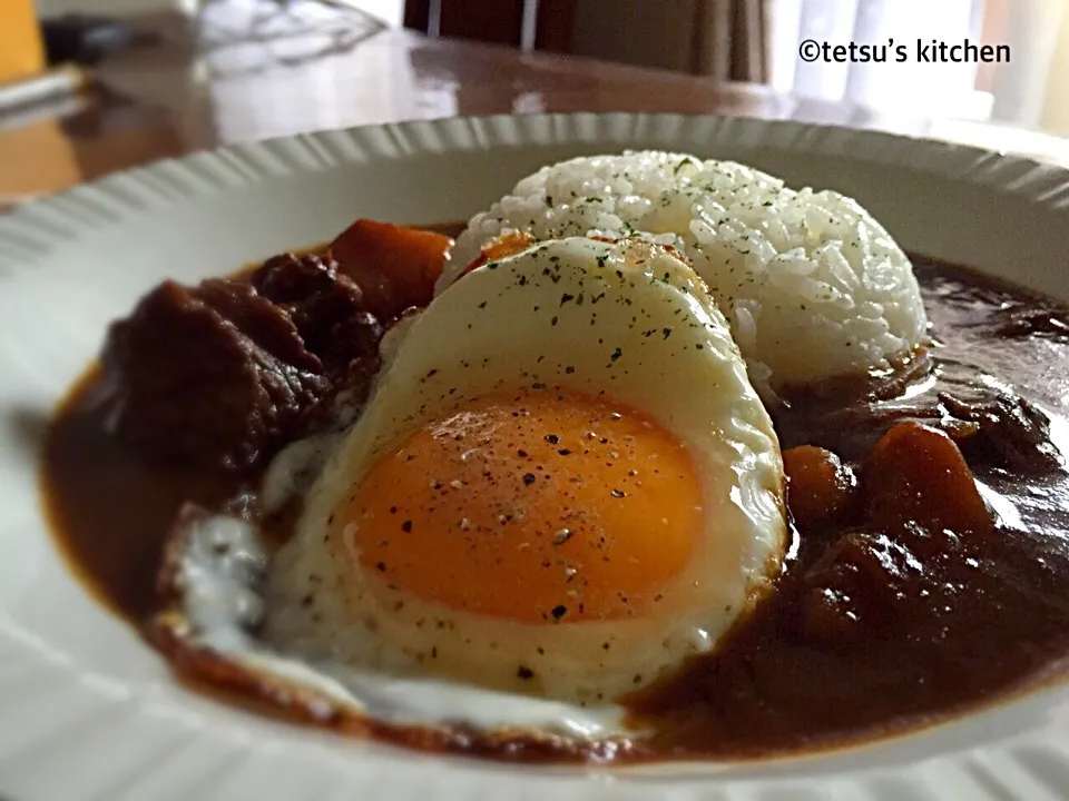 オヤジ特製☆ 娘のビーフシチューかけご飯！ これはハマるね♪😋|TETSU♪😋さん