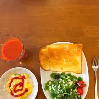 朝ごはん〜〜🍴|三谷璃子さん