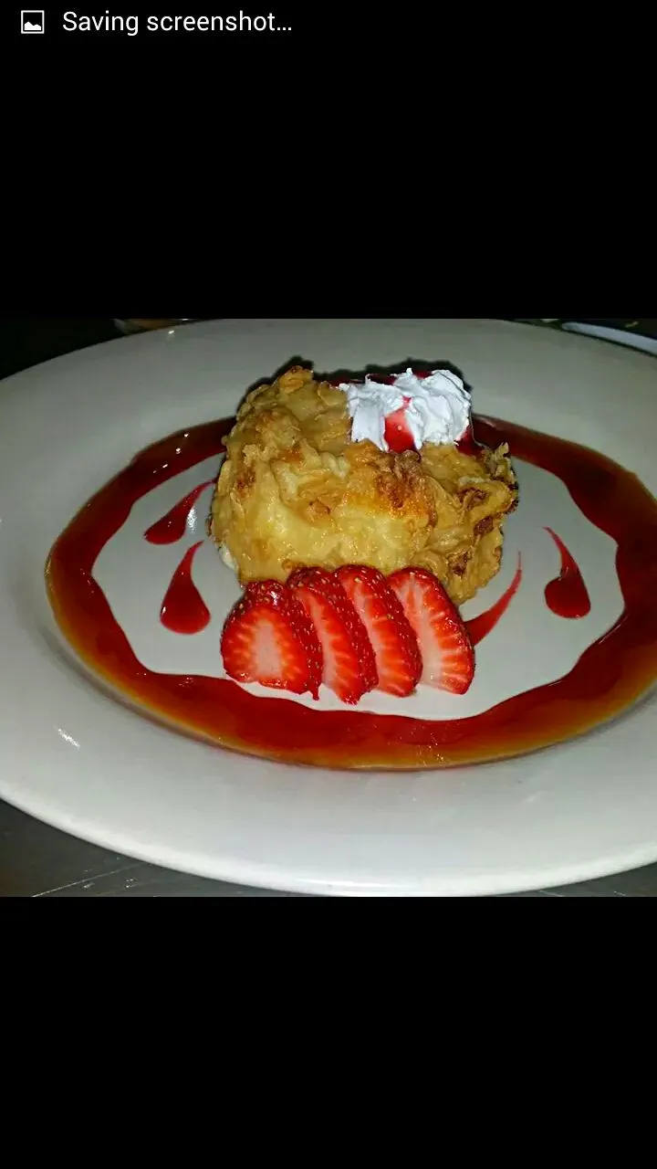 fried cheese cake with caramel and strawberry sauce|mike perezさん