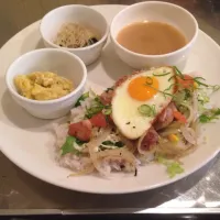 a.baku   - Natural ＊ Deli Cafe

カフェご飯ランチ
鶏肉のネギ塩炒めのっけご飯ランチ|Gackyさん