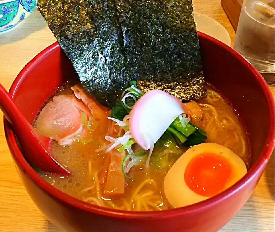 鶏白湯醤油ラーメン|哲さん