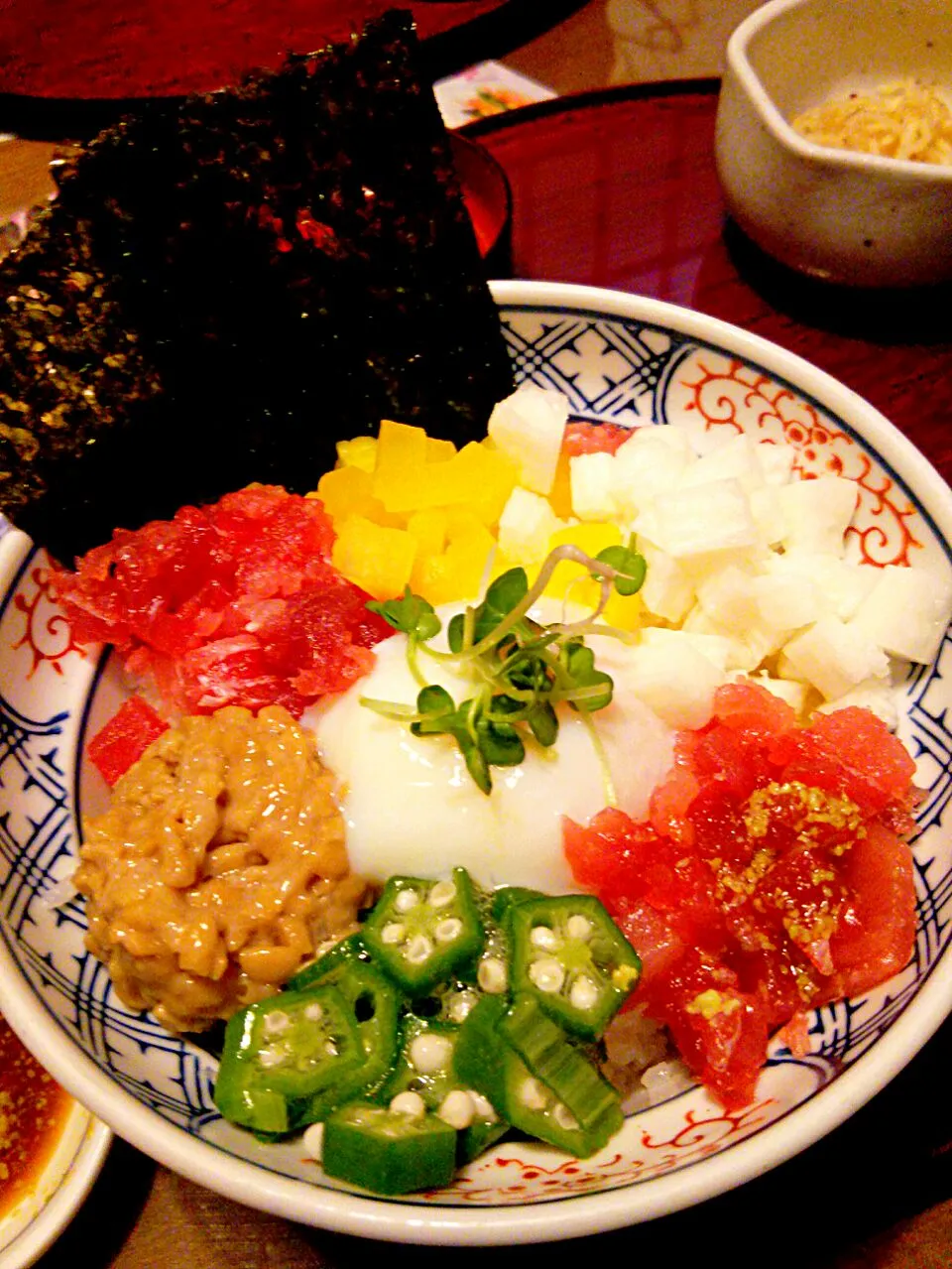 Snapdishの料理写真:梵天食堂のネバネバスタミナ丼🍚|ちはるさん