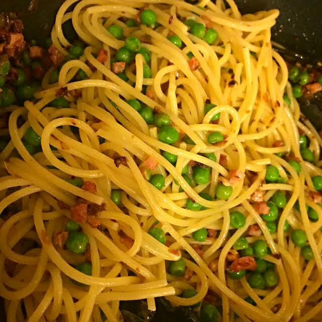 Pancetta and Peas Pasta ☺My Lil Foodie Princess Favorite 😊 #Pasta #Pork #Vegetable #Dinner #Main dish ❤|Alisha GodsglamGirl Matthewsさん