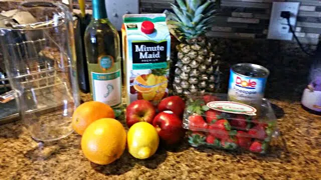 #Quick and easy Fruity Sangria #Fruit #Drinks #Alcohol|Alisha GodsglamGirl Matthewsさん