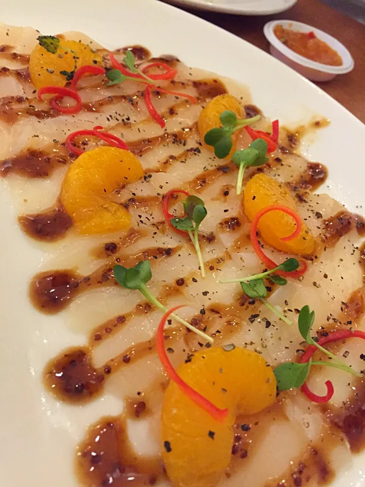 Snapdishの料理写真:scallop tataki|hweeyhさん