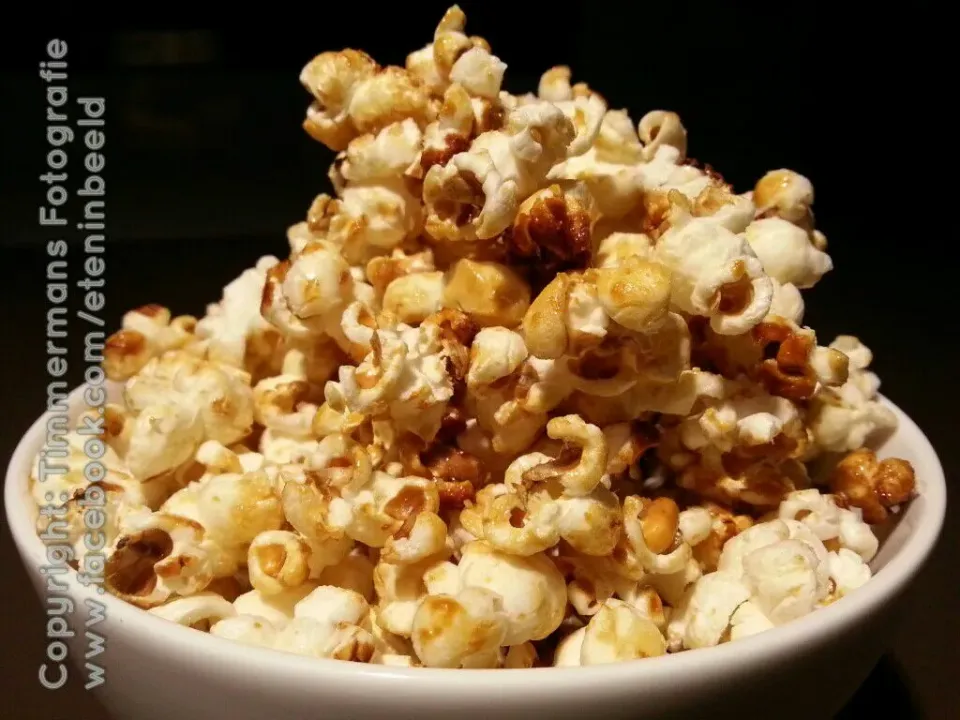 Homemade sweet popcorn|Frank&Jolanda - Eteninbeeldさん