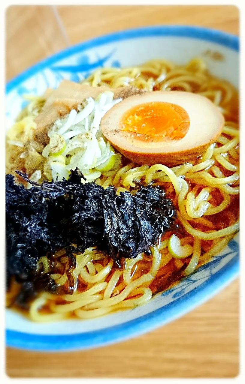 タレ無かった為、自作！ぎょ、給食のラーメン味…。(￣□￣;)!!|そめさん