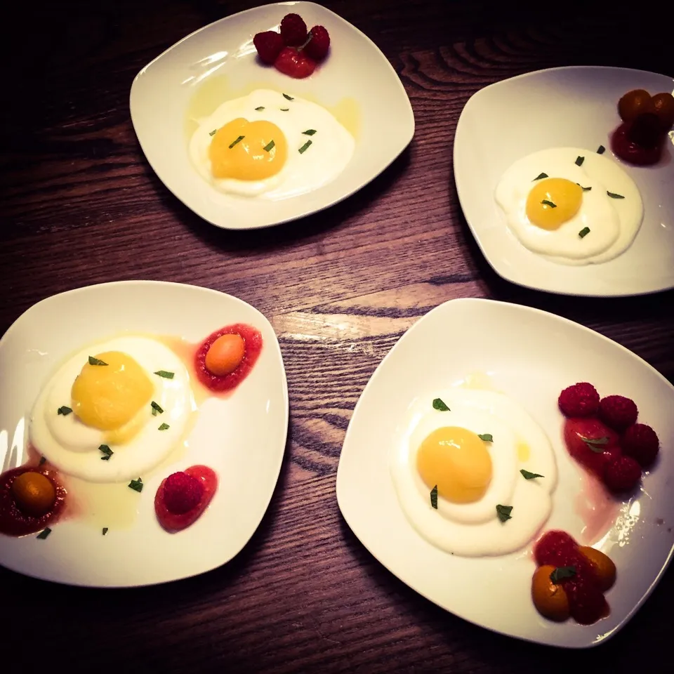 Molecular Egg & fruit|chef_MelissaWさん