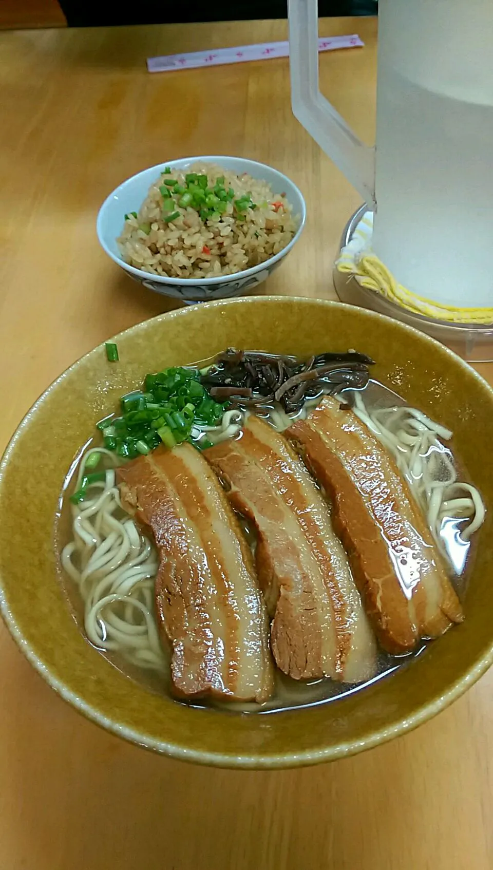 三枚肉そばとジューシー|まゆうさん