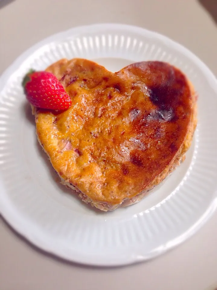 vmay55vさんの料理 いちご♡ヨーグルトケーキ|ezzaさん