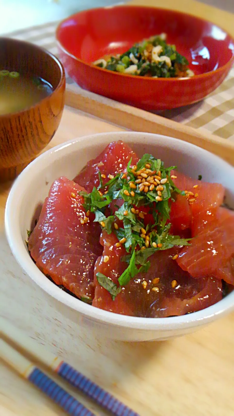 次男の晩御飯••マグロの漬け丼󾆽|kimikimi󾬍さん