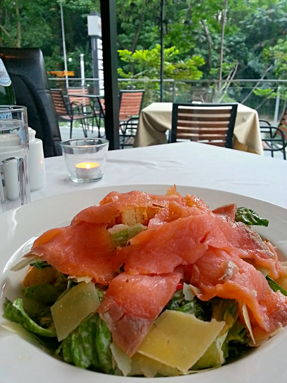 smoked salmon ceaser salad|korinoさん