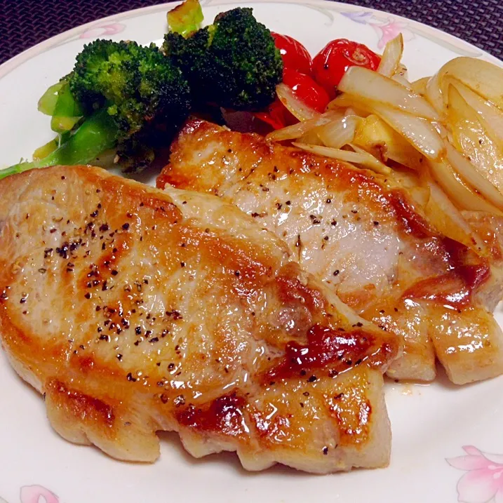 豚ロースステーキ My Simple Pork Steak|foodloverさん