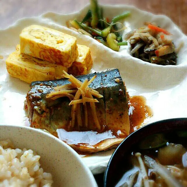 煮魚定食【鯖】|プチテンよすさん