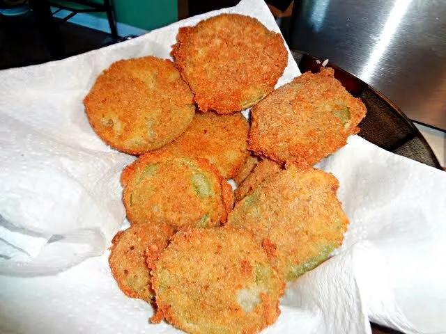 I Cooked Fried Green Tomatoes 🍅 💚 🍅 #SundaySuppers #Vegetable #Side dish #Dinner 🍅 💚 🍅|Alisha GodsglamGirl Matthewsさん