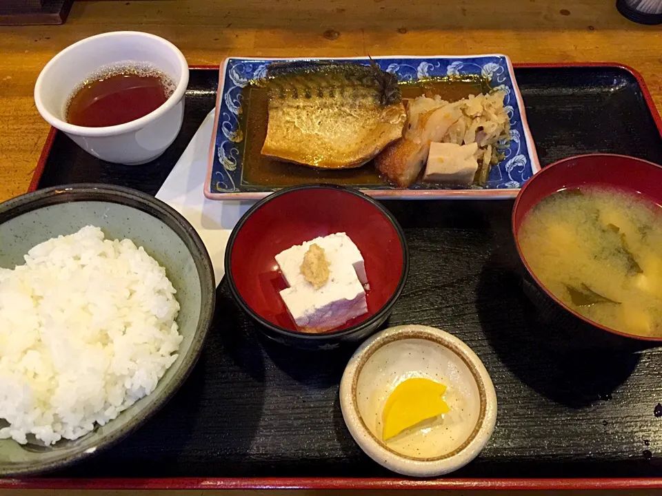 Snapdishの料理写真:日替り定食B(さば味噌煮)|T. Wonderさん