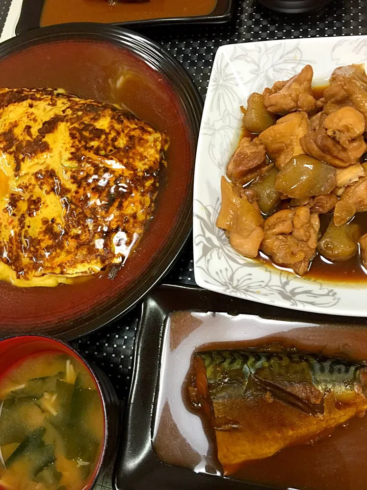 豆腐入りカニ玉☆鯖の味噌煮☆鶏とこんにゃくのニンニク煮|MEGUMIさん