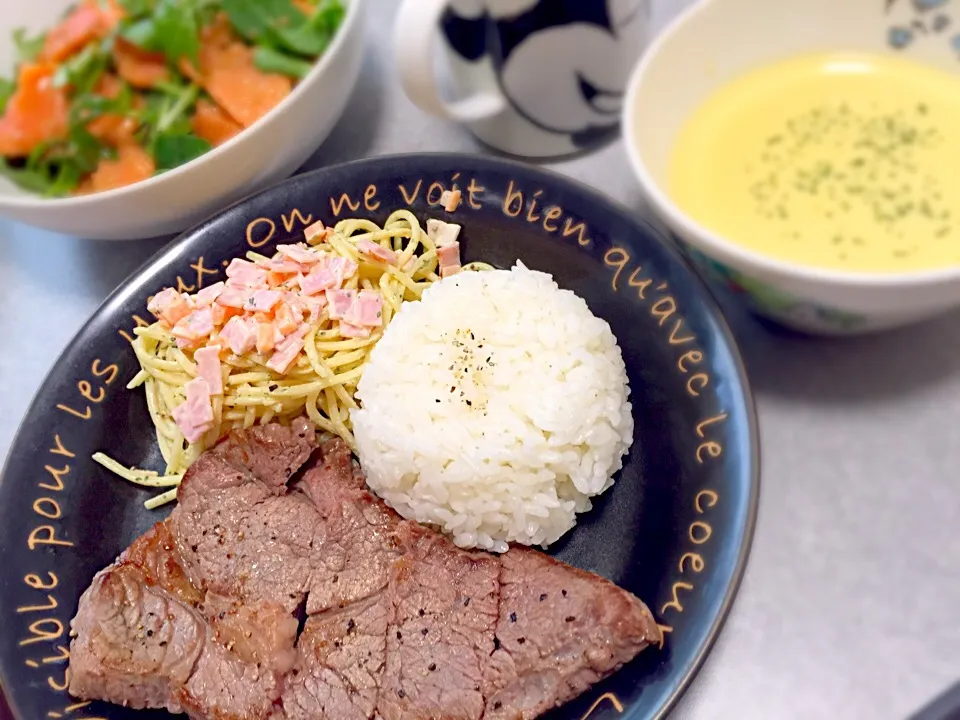 おもてなしにステーキランチ(*´꒳`*)|ゆずきさん