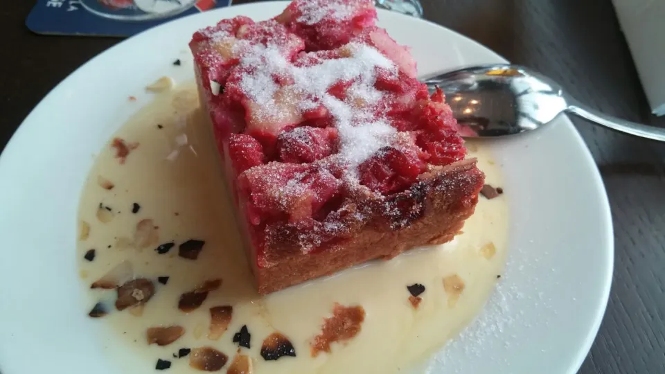 clafouti aux cerises|jm gobetさん