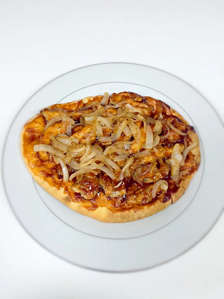 Naan BBQ chicken pizza|Rodolfo Floresさん