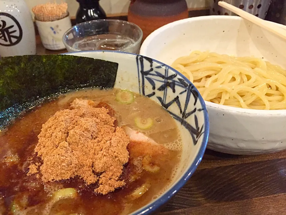 つけ麺 特典で肉増し|マハロ菊池さん